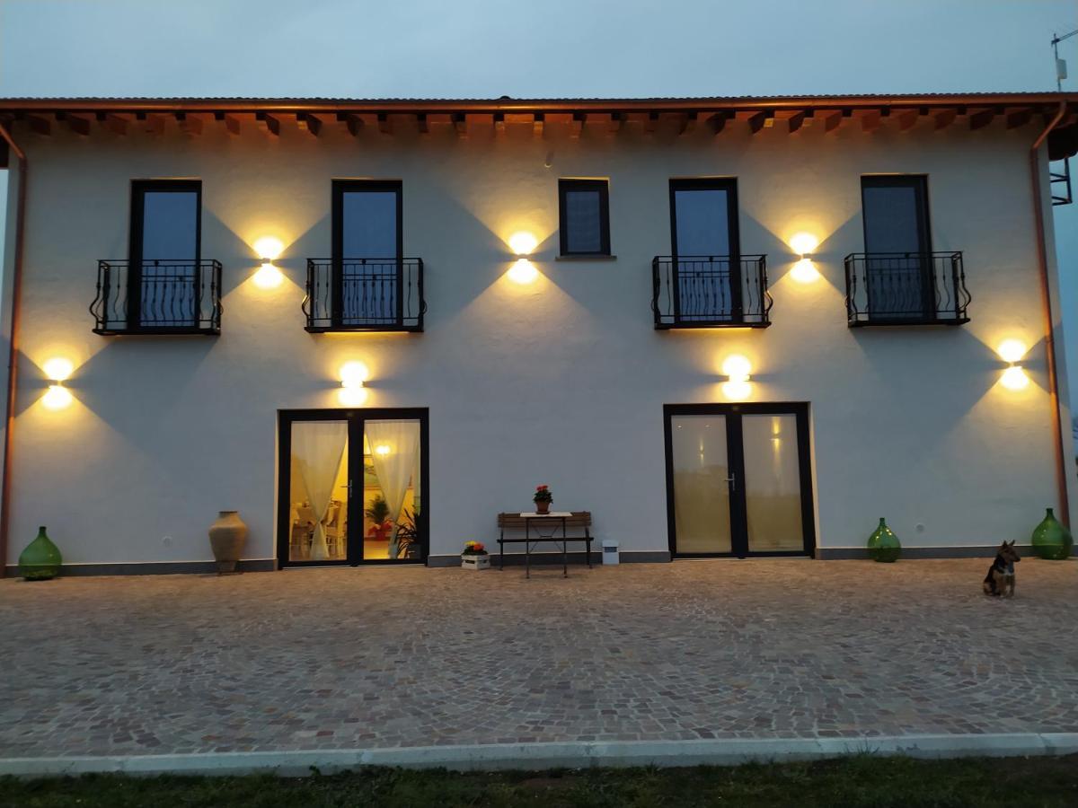 Agriturismo Casale Lisalola Hotel Sutri Luaran gambar