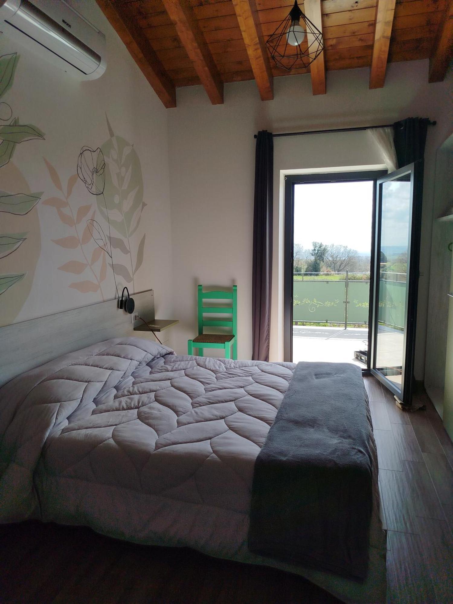 Agriturismo Casale Lisalola Hotel Sutri Luaran gambar